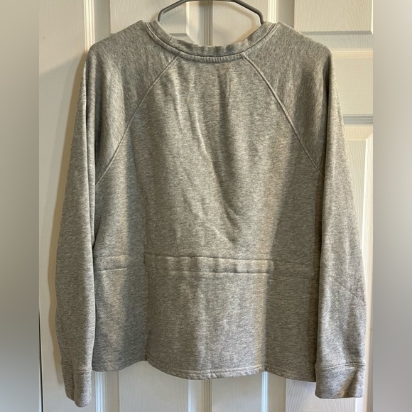 Athleta Side Tie Athletic Athleisure Gray
Sweater Women's Size M - Picture 7 of 7